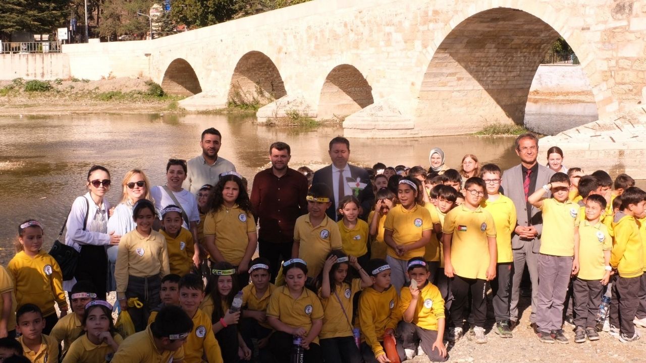 Taşköprü’de Öğrencilerden Filistin’e Duygu Dolu Destek (3)