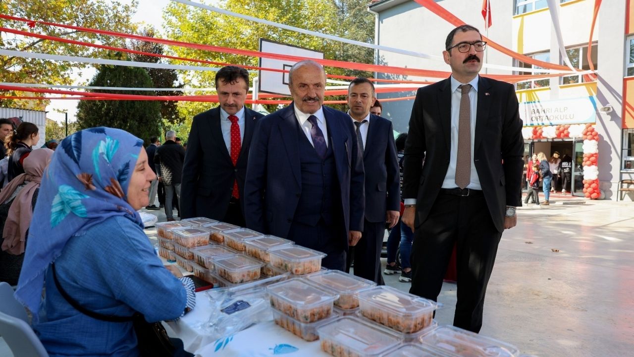 Taşköprü’de Okul Kermesi Heyecanı Gelir Eğitime Gidecek (7)
