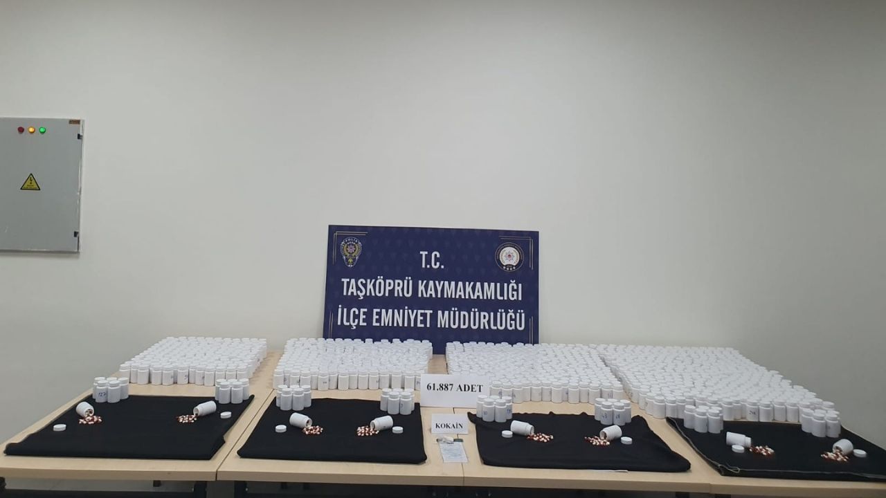 Taşköprü’de Yılın En Büyük Operasyonu 61 Bin Hap Ele Geçirildi (3)