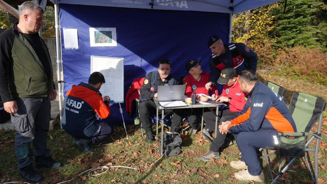 Anne Oğul Bozkurt Jandarma Arama (1)