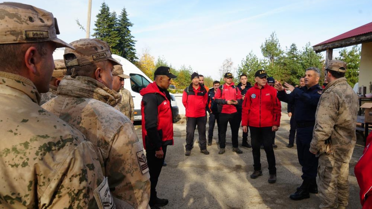 Anne Oğul Bozkurt Jandarma Arama (3)
