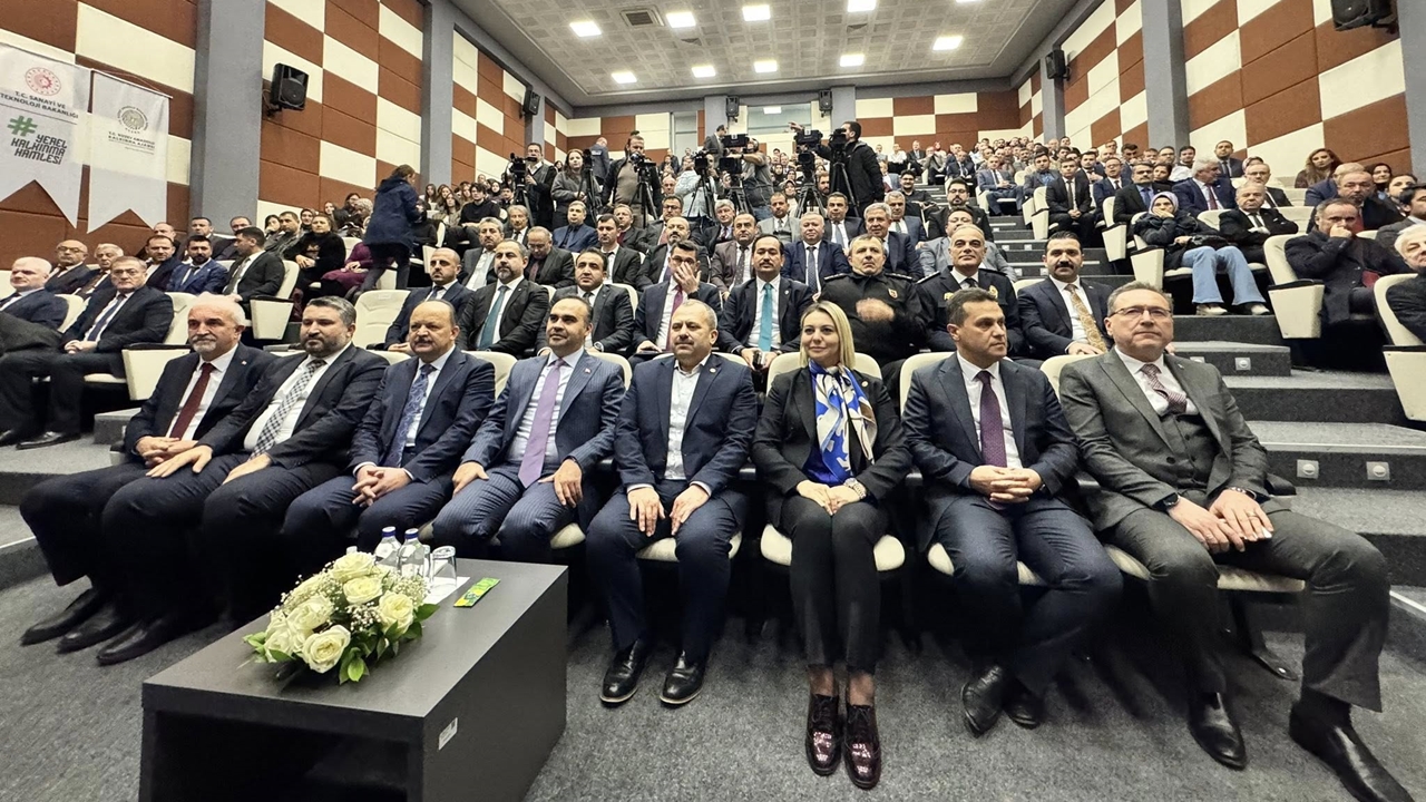 Bakan Kacır Açılış (3)