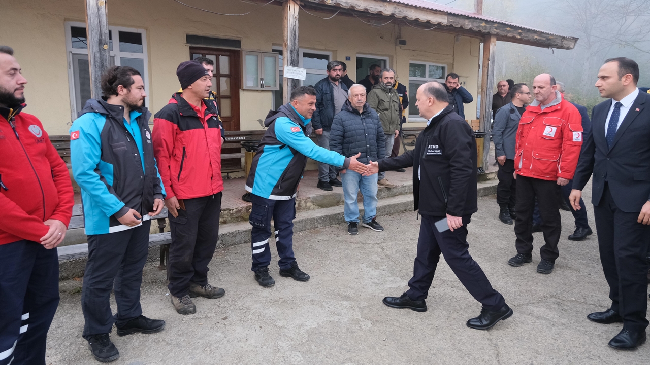 Bozkurt Anne Oğul Arama Tarama Vali Ziyaret (3)