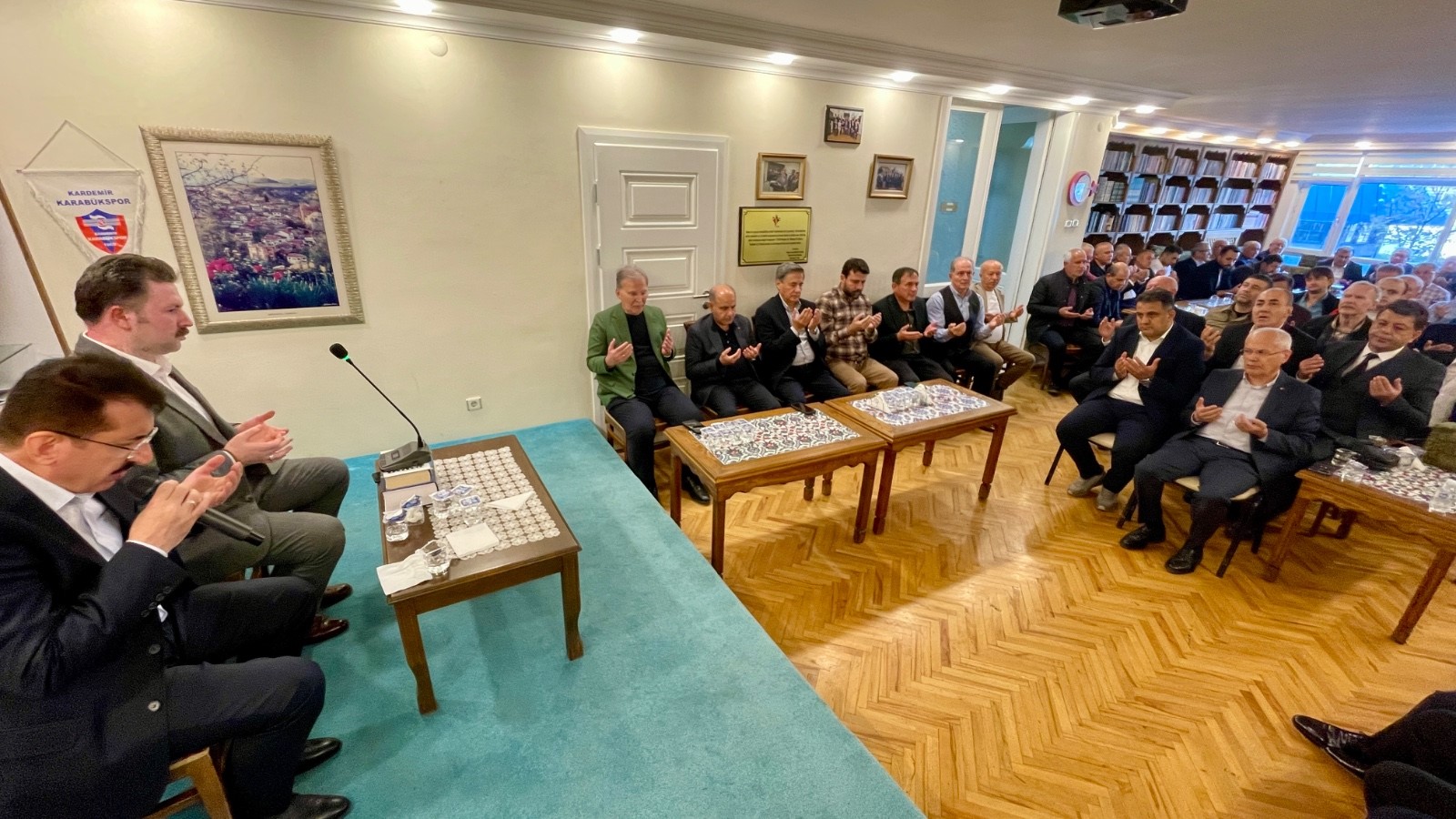 Eski Tbmm Başkanı'nın Babası Vefat Etmişti, Taziye Düzenlendi