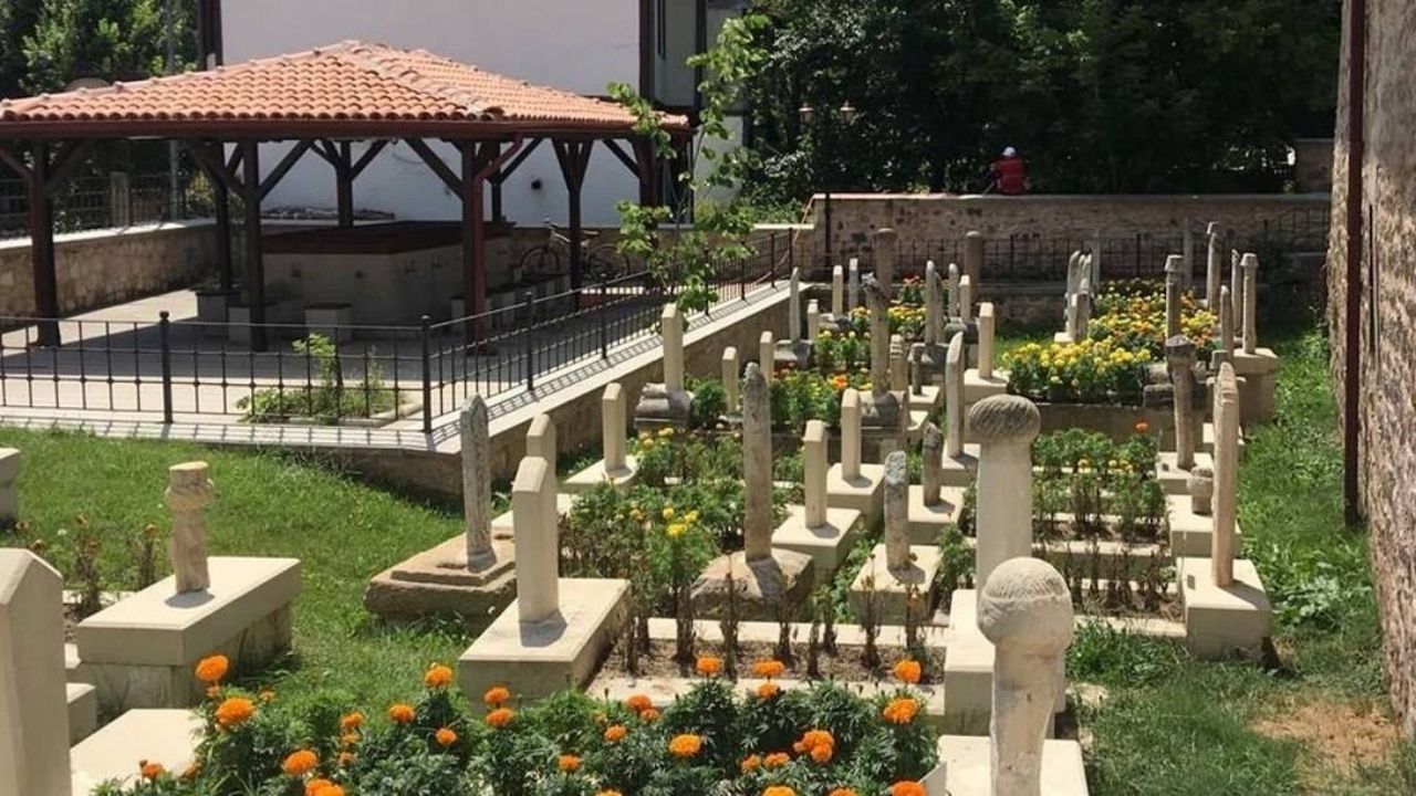 Eyüp Sultan’ın Yol Arkadaşı Kastamonu’da Asırlık Sır Hepkebirler’de Saklı (2)