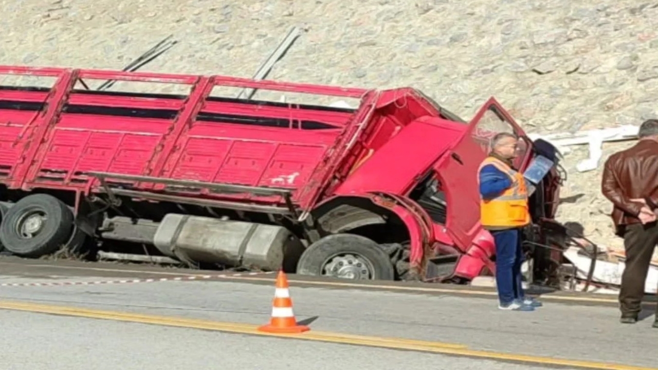 Fece Kaza Boyabat Kamyon 8 (1)