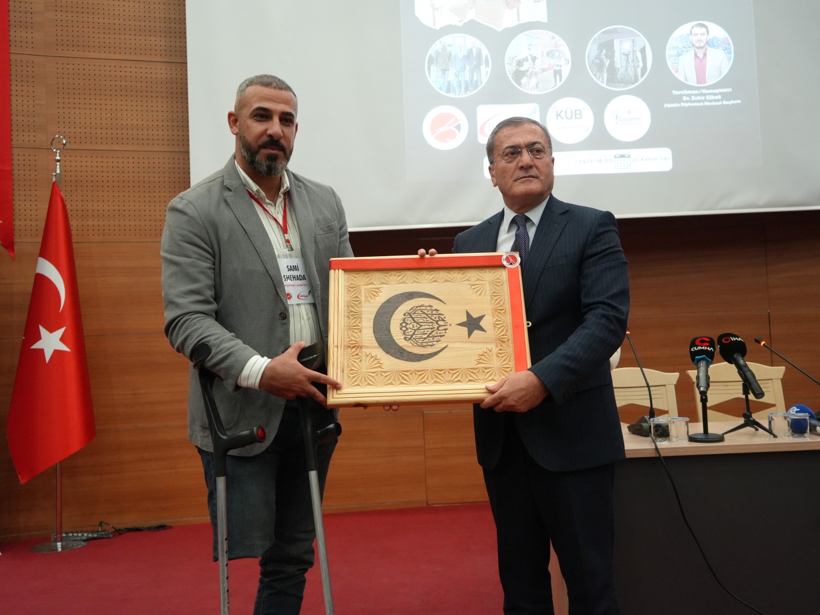 Filistinli Gazeteci Kastamonu'da İsrail Zulmünü Anlattı Ayakta Alkışlandı! 22