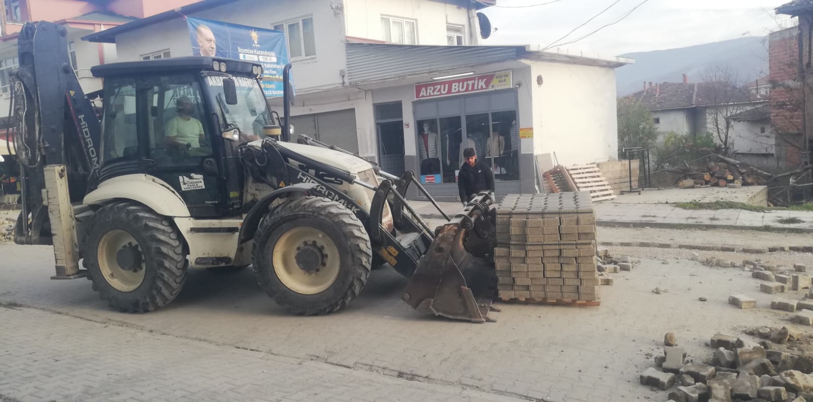 Hanönü'de Bozulan Yollar Onarılıyor 4