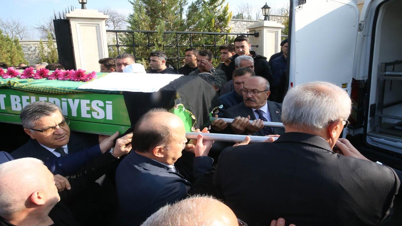 Hüseyin Arslan Vali Anne (1)