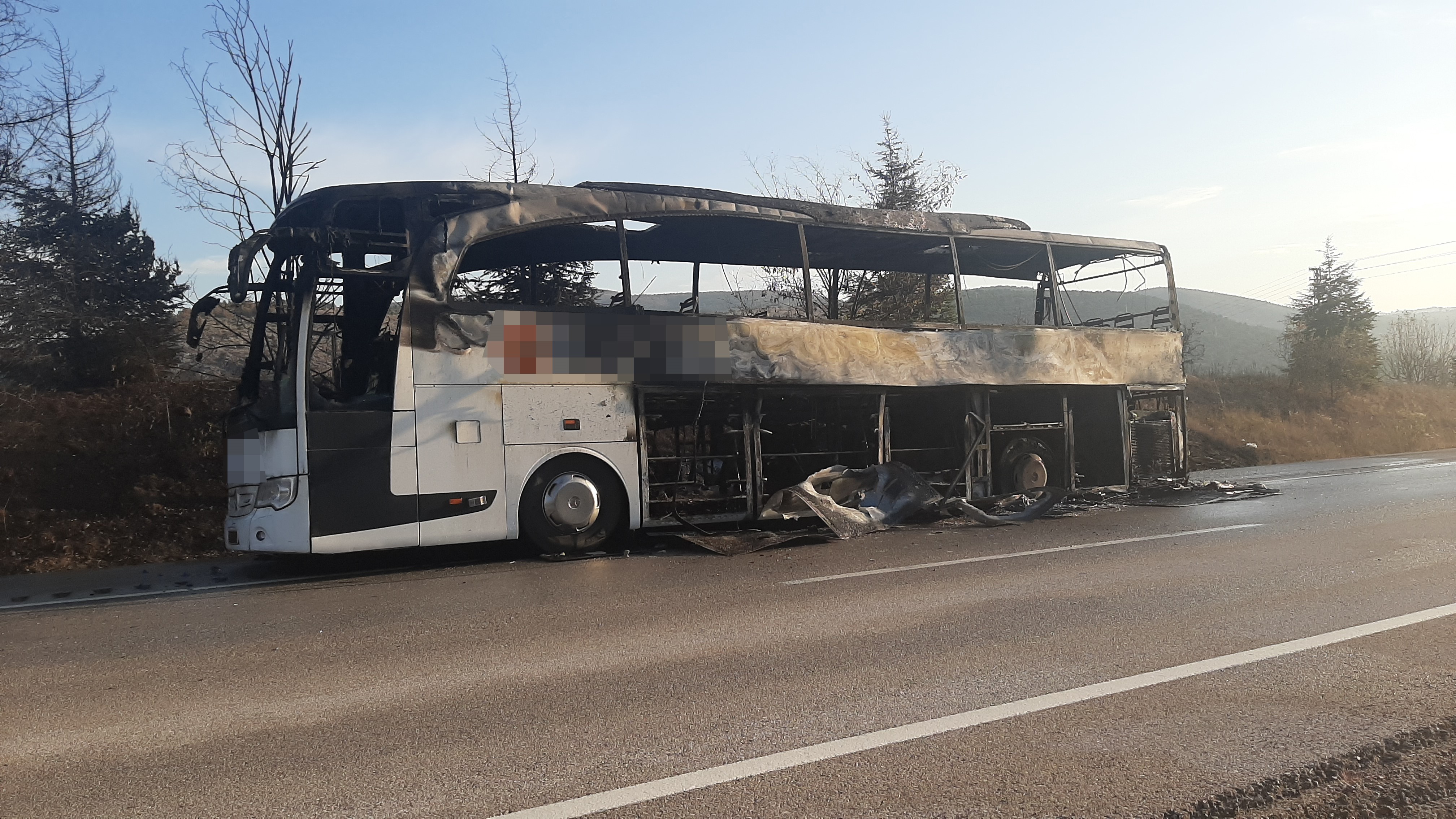 İstanbul'dan Kastamonu'ya Giden Yolcu Otobüsü Alev Alev Yandı! 3