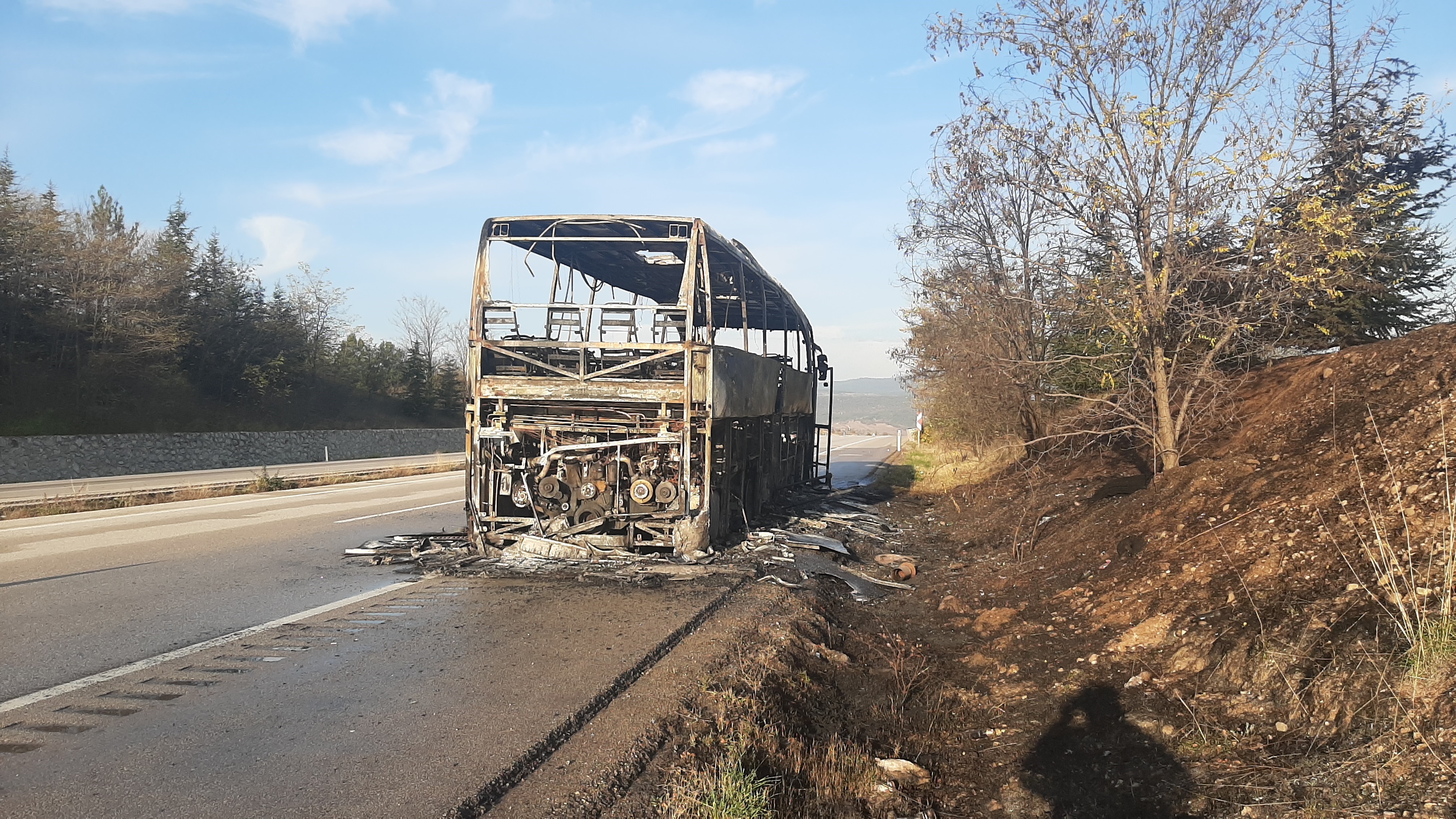 İstanbul'dan Kastamonu'ya Giden Yolcu Otobüsü Alev Alev Yandı! 5