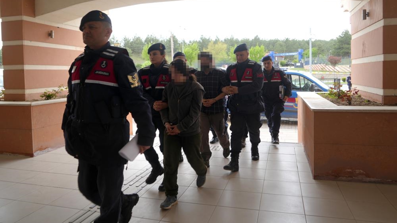 Jandarma Çiftlik Evine Baskın (2)