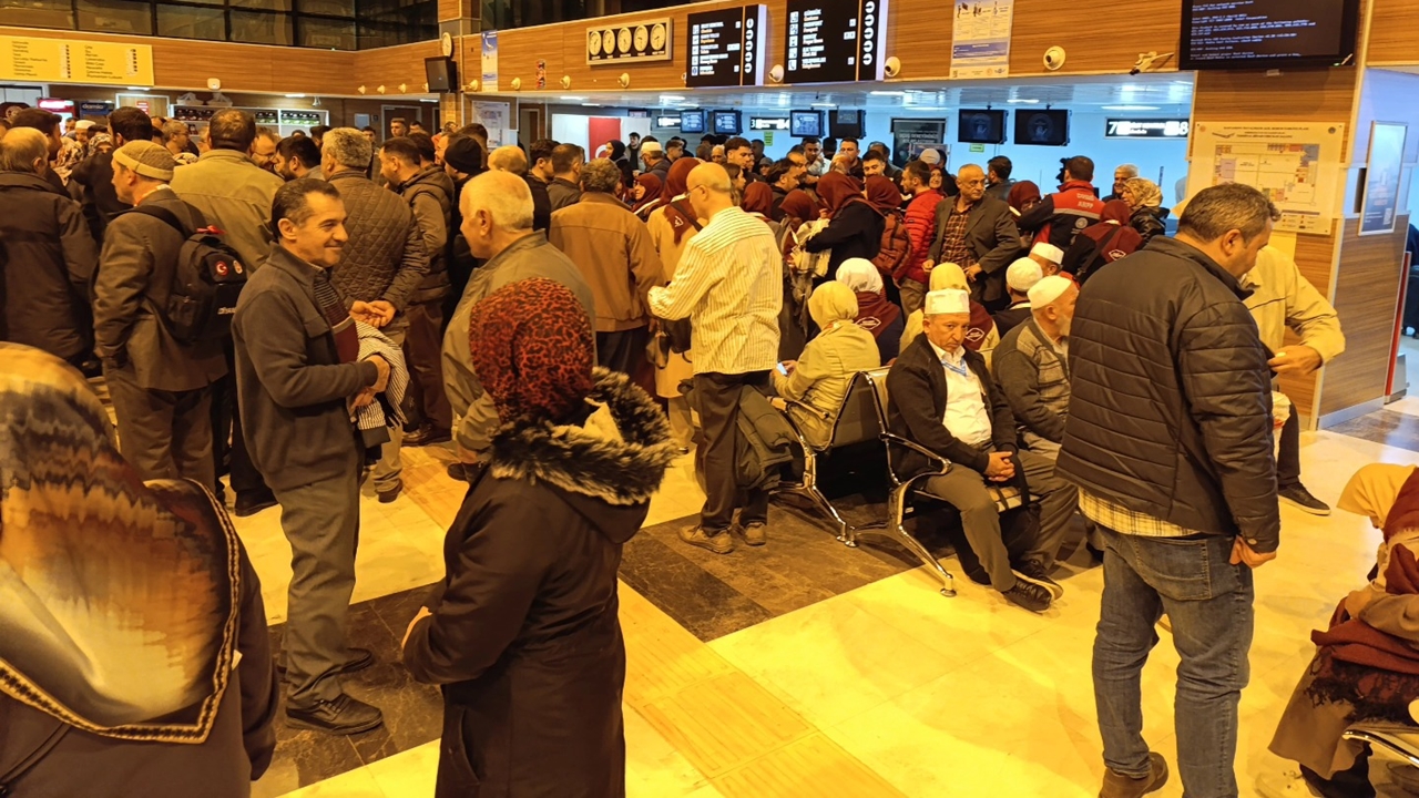 Kastamonu Umreci 194 Kişi (3)