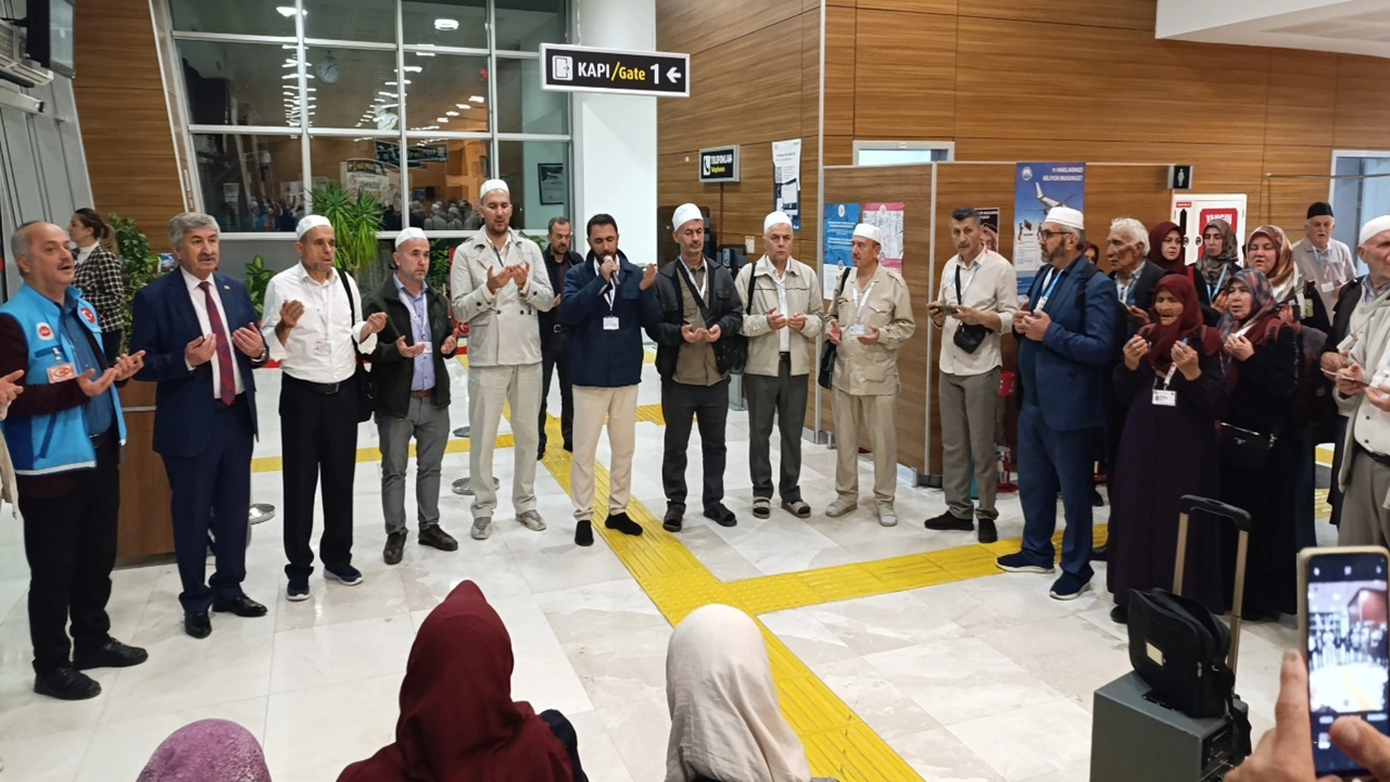 Kastamonu Umreci 194 Kişi (7)