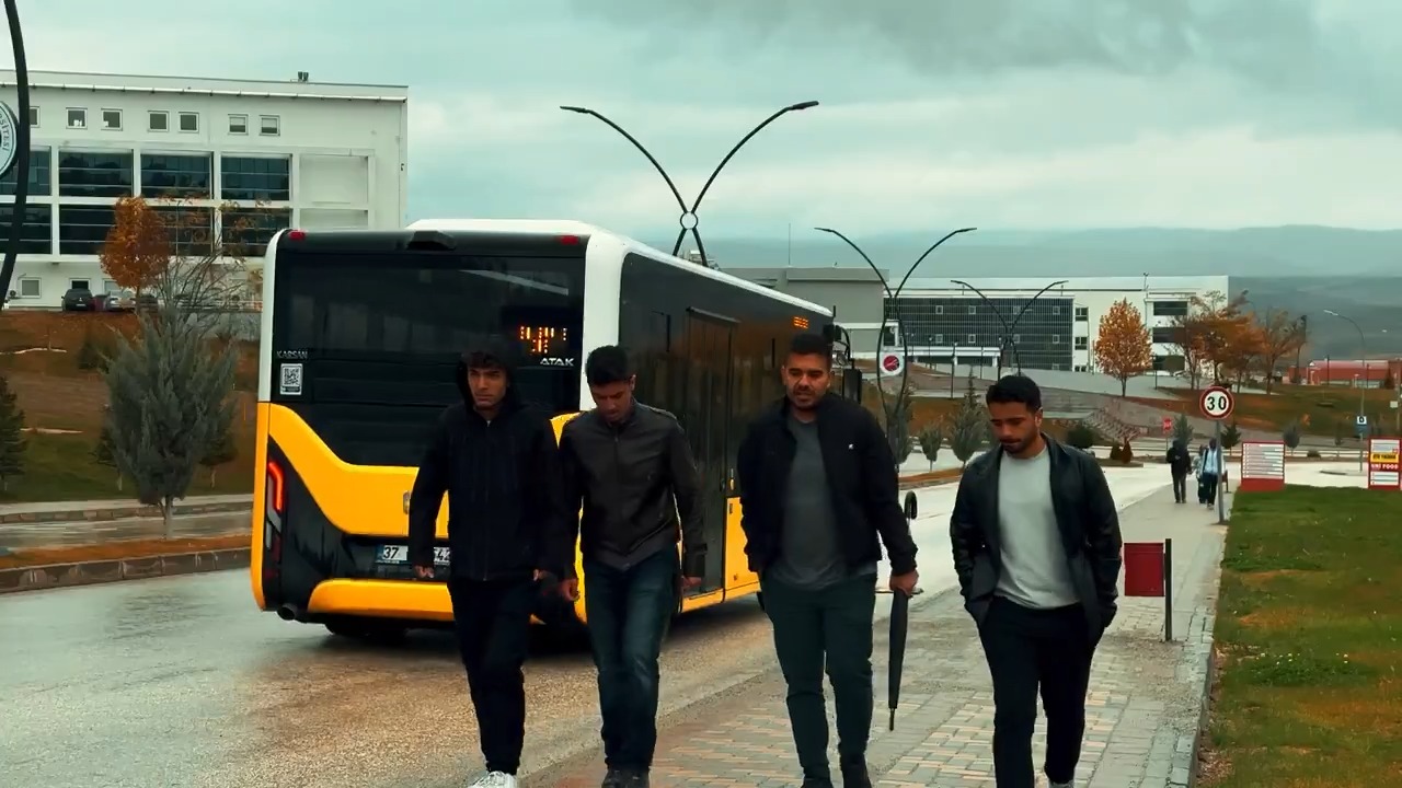 Kastamonu Üniversitesi Sonbahar Atmosferiyle Mest Etti 12