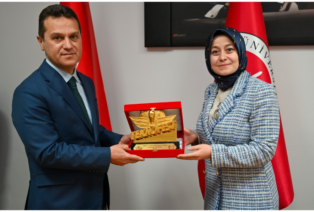 Kastamonu Üniversitesi Yarışmalarda Dereceye Giren Öğrencileri Ağırladı 1