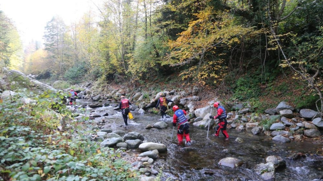 Kastamonu’da Anne Ve Oğlunu Arama Çalışmaları İlişli Çayı’nda Yoğunlaştı (4)
