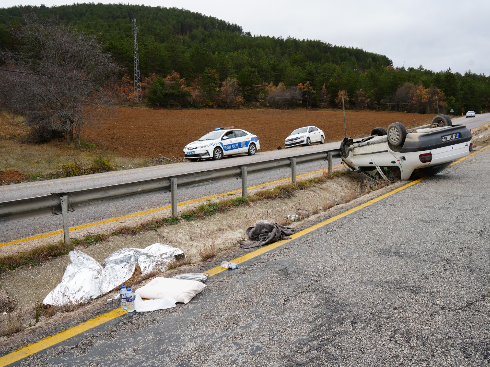 Kastamonu'da Feci Kaza! Takla Atan Otomobil Alev Aldı Yaşlı Çift Yaralandı! 4