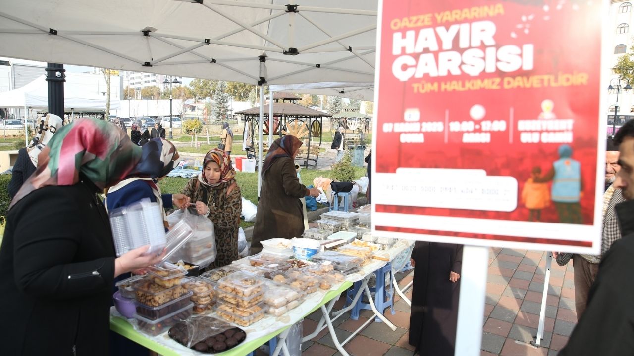 Kastamonu’da Gazze Yararına Hayır Çarşısı Kuruldu (2)