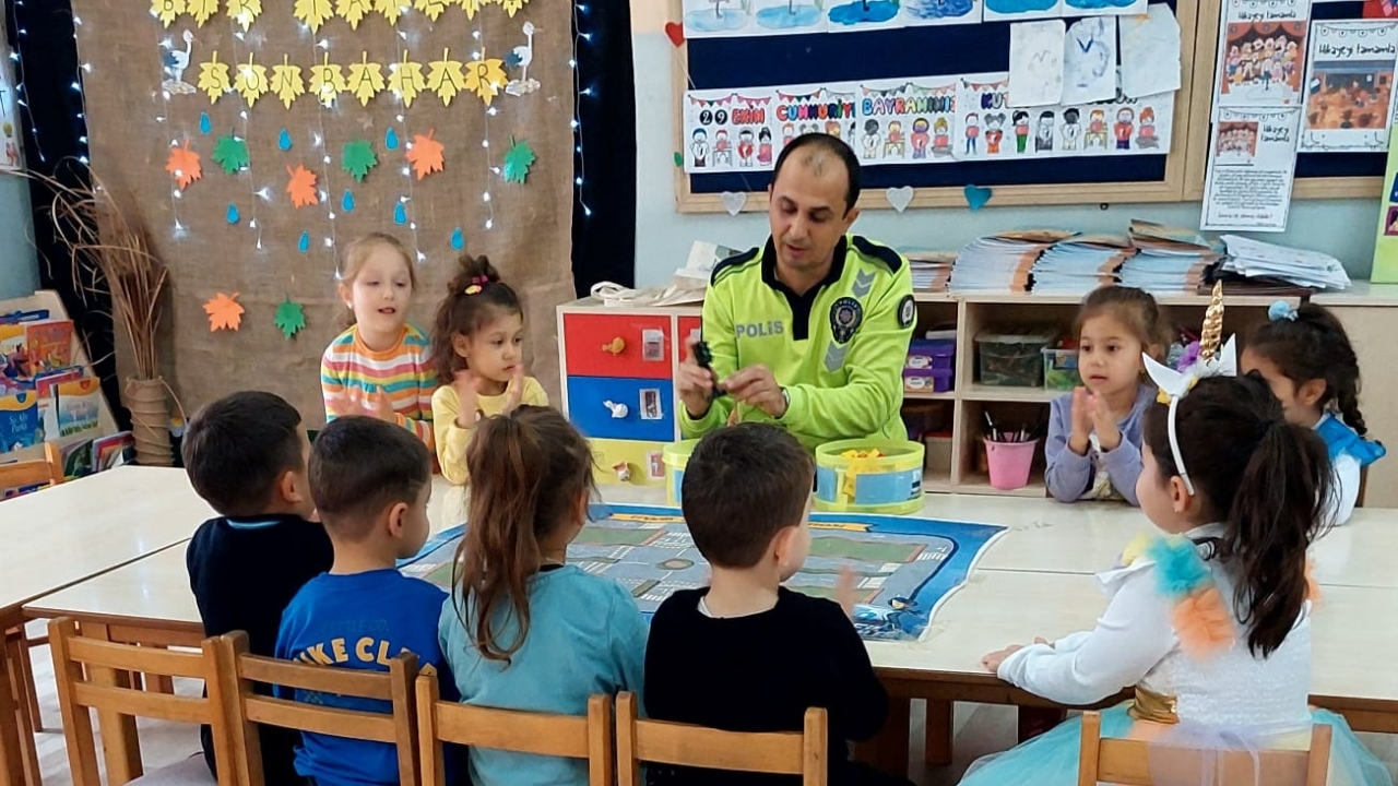 Kastamonu’da Minikler Trafik Dedektifi Oldu! (4)