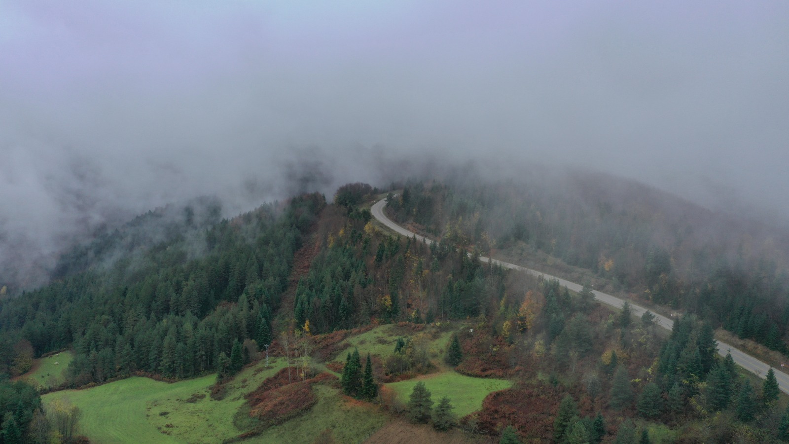 Kastamonu'da Sonbaharın Renkleri Sisle Birleşti 22