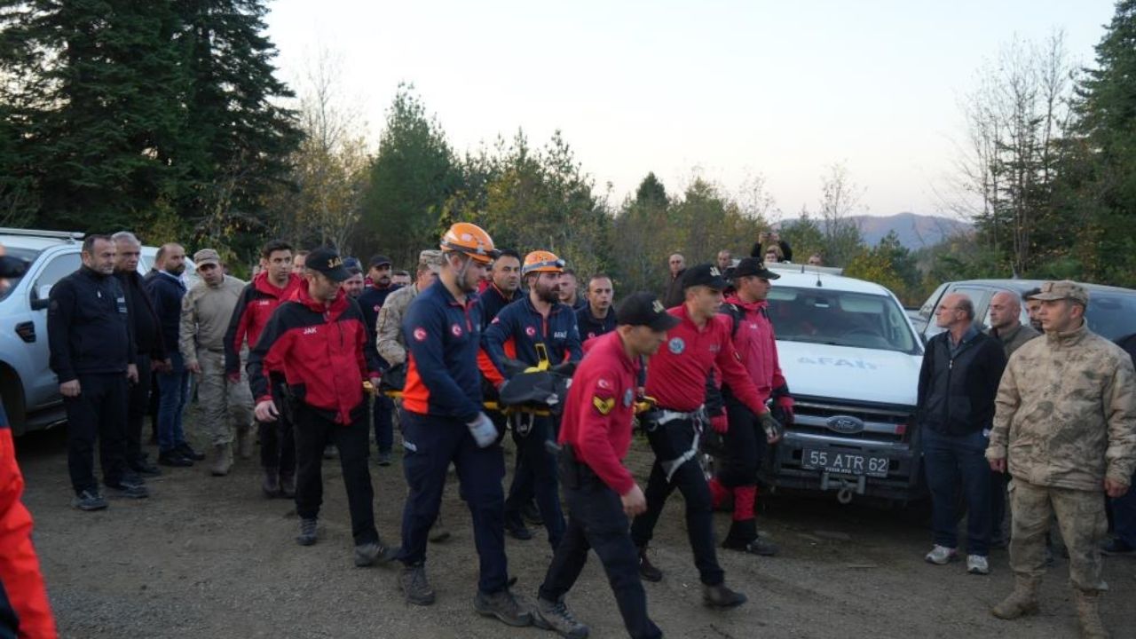 Kastamonu’da Yürek Burkan Olay 5 Yaşındaki Osman’ın Cenazesi Adli Tıp’a Gönderildi (2)