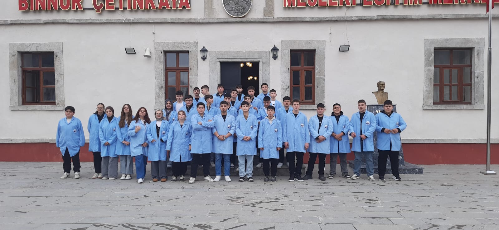 Kastamonulu Hayırsever Öğrencilere Forma Ve Tişört Yaptırdı 12