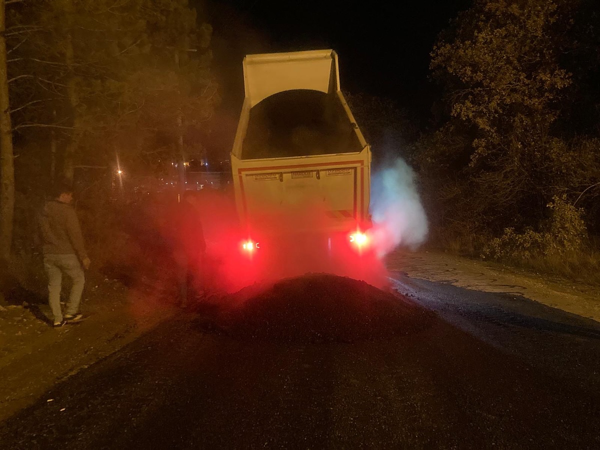 Kastamonu'nun Ilçesinde Asfalt Çalışmalarını Yerinde Inceledi 2