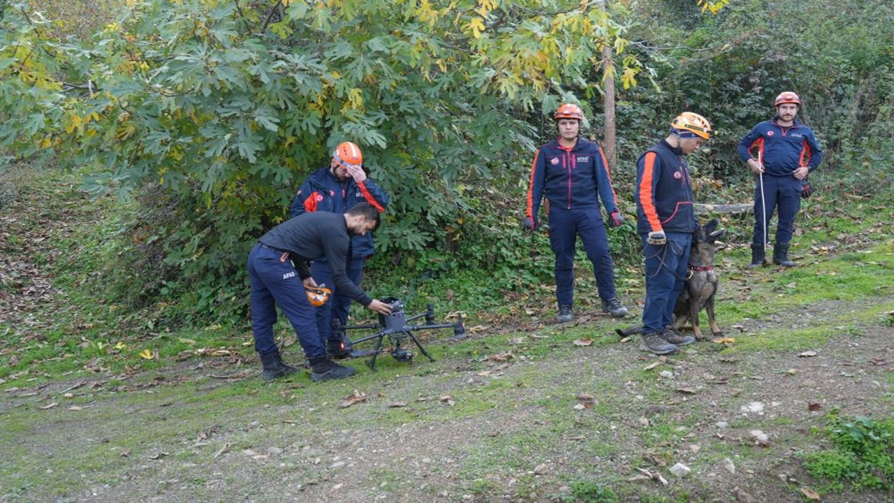 Kayıp Anne Oğul Aranıyor Anne Feryat (2)