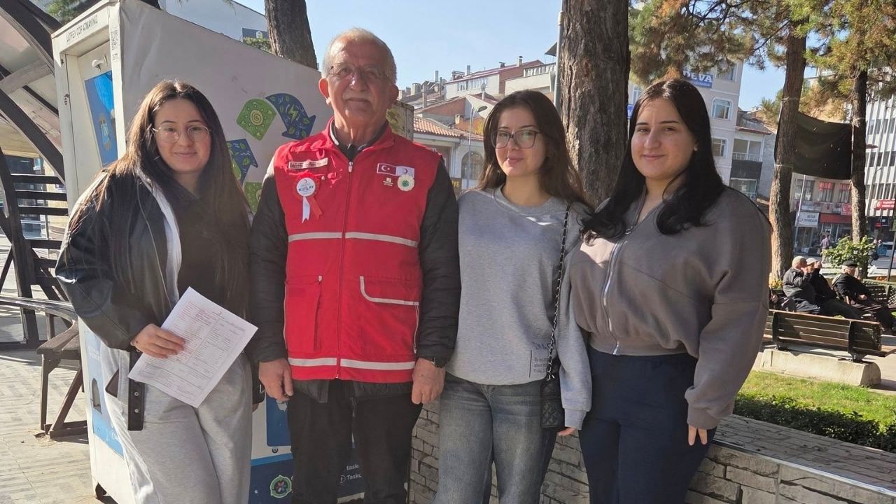 Kızılay Kan Aracı Taşköprü’de ‘Siz Yoksanız Bir Eksiğiz’ (3)