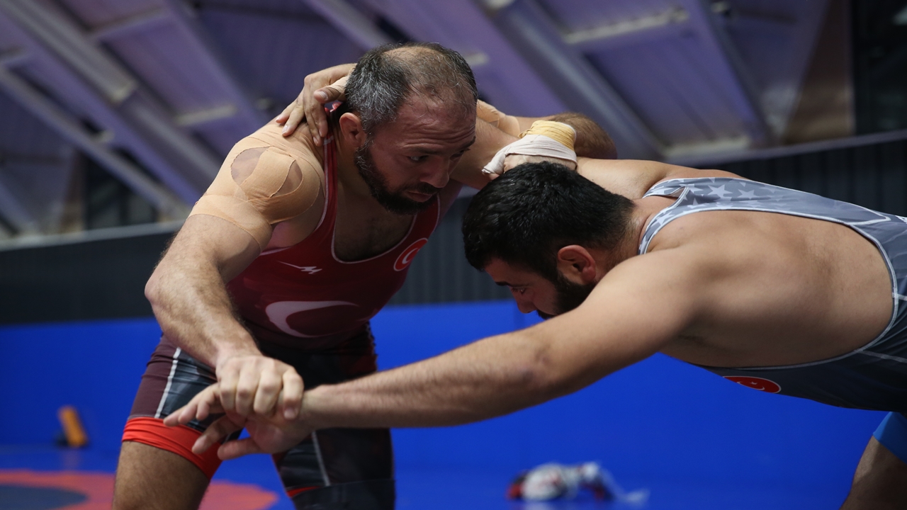 Milli Güreşçi Oğuz Dönder (3)