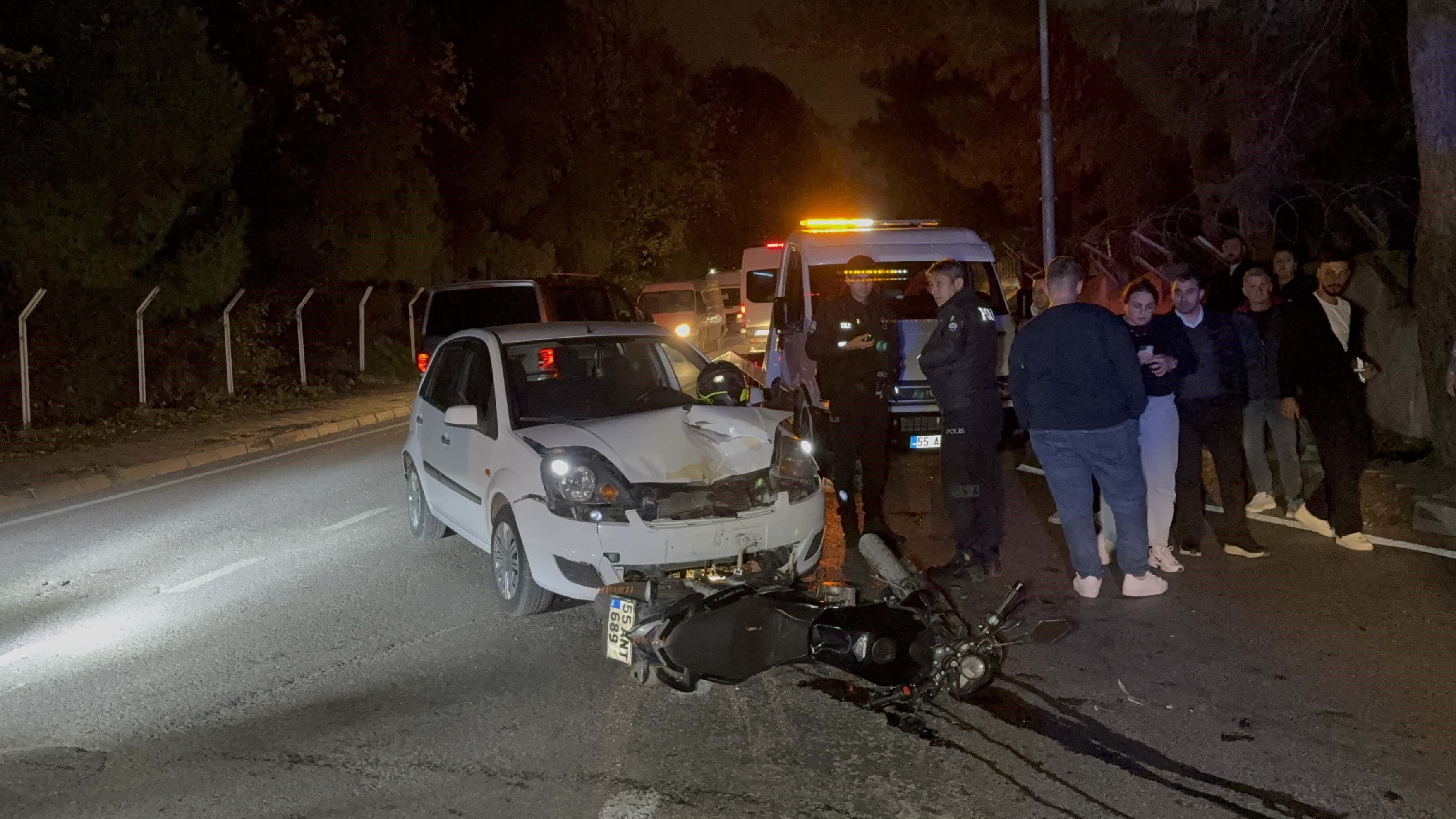 Otomobil Ile Motosiklet Çarpıştı 23 Yaşındaki Sürücü Ağır Yaralandı 1