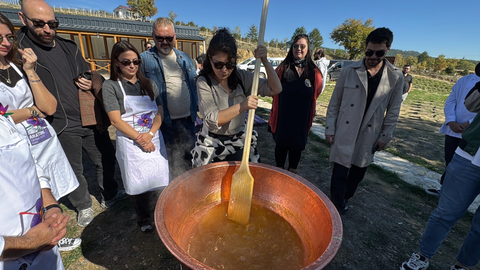Safranbolu’da 6 Asırlık Safran Bitkisi Katılımcılarla Buluştu 5