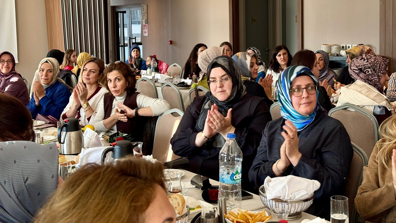 Serap Ekmekci Kadınlar Komisyonu (6)