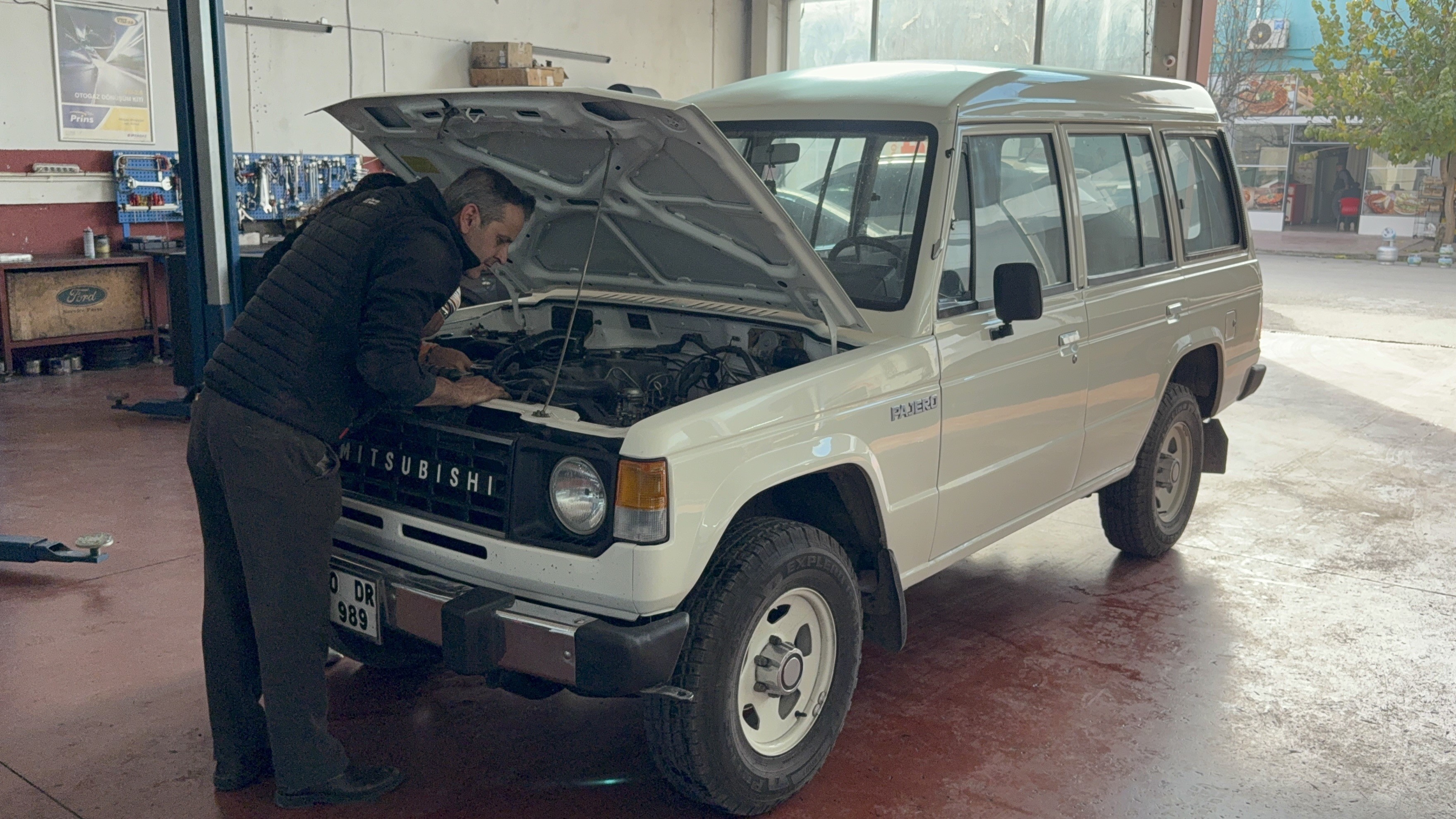 Süper Vali'nin Oğlu 45 Yıl Sonra Babasının Aracını Bulup Satın Aldı 5