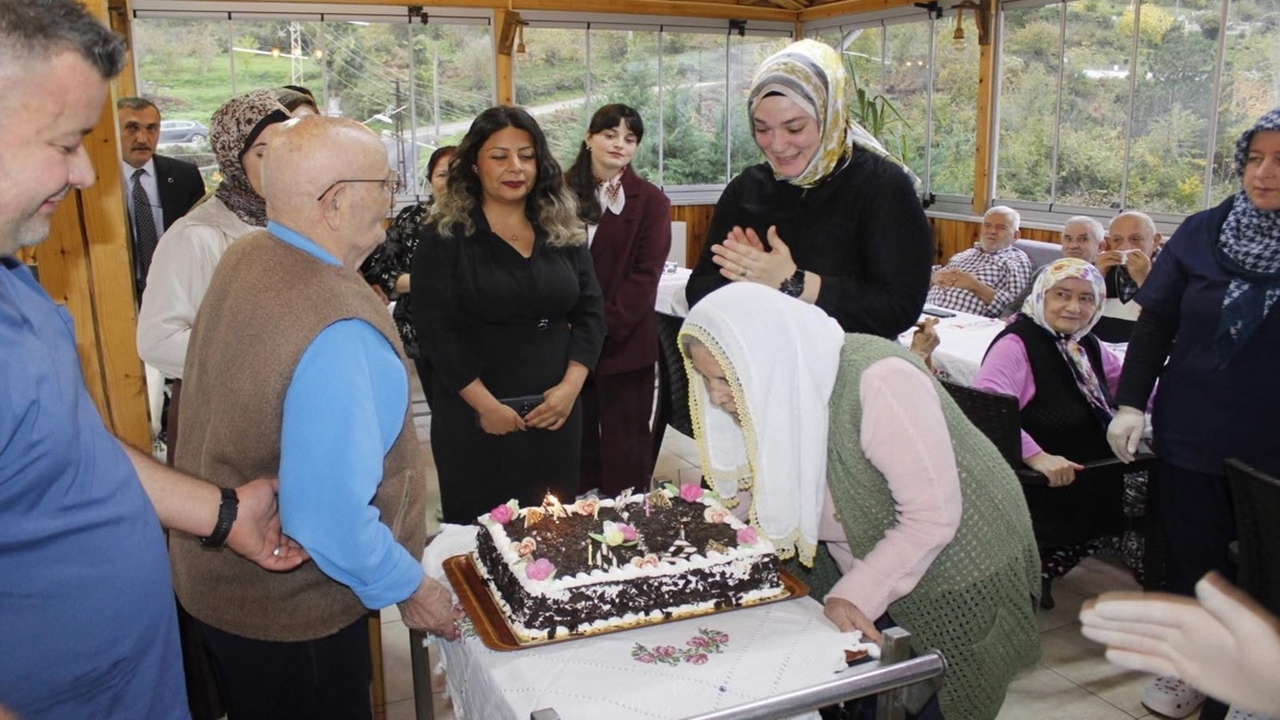 Sürpriz Doğum Günü (4)