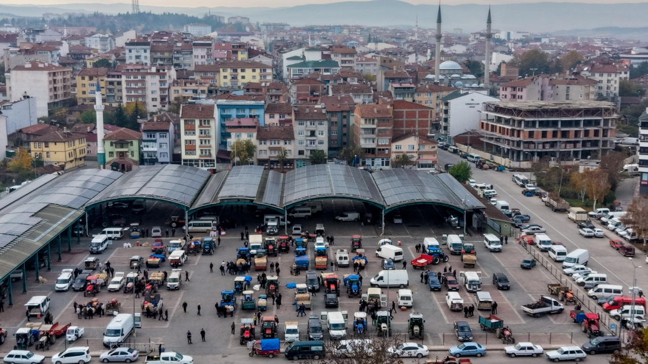 Taşköprü Sarımsak Pazarı Soğuk Hava (3)