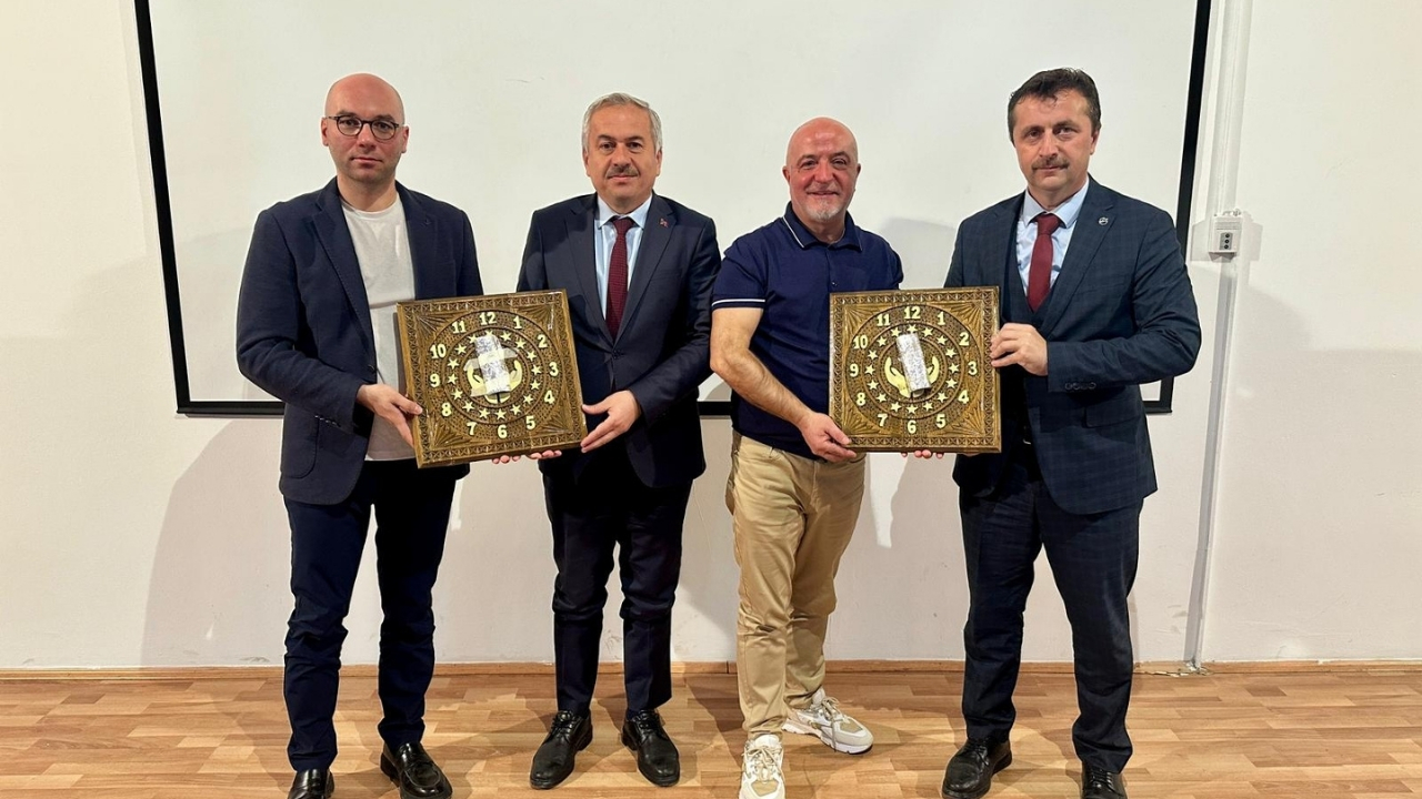 Taşköprü’de ‘Aile Yılı’ Söyleşisi Ebeveyn Tutumları Masaya Yatırıldı (3)