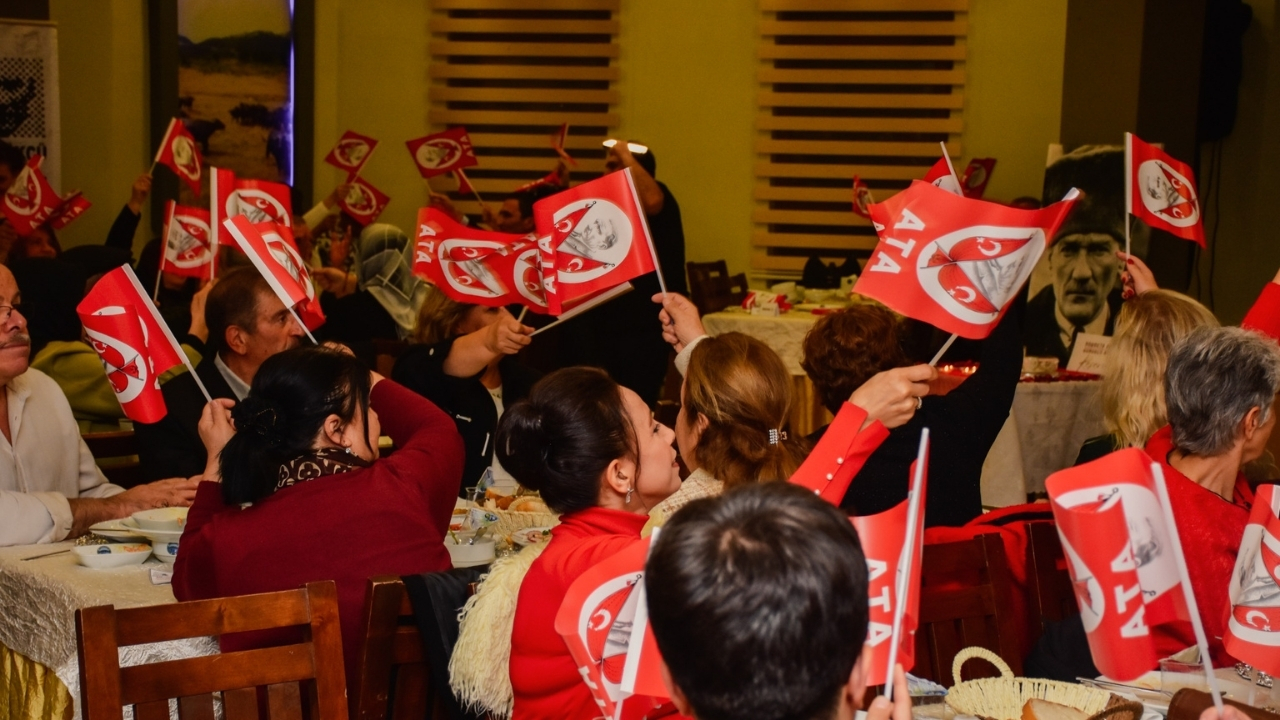 Taşköprü’de Cumhuriyet Coşkusu Add’nin Geleneksel Cumhuriyet Yemeğine Rekor Katılım! (5)