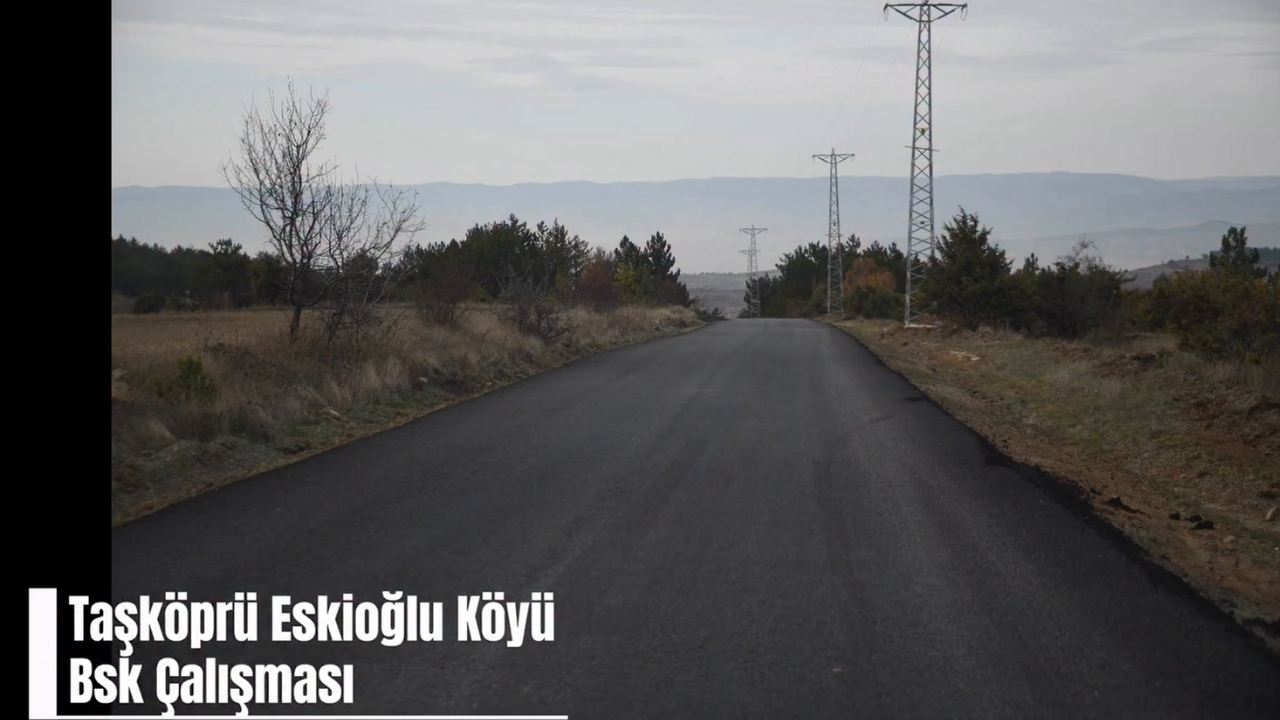 Taşköprü’de Köy Yoluna Asfalt Dokunuşu (1)