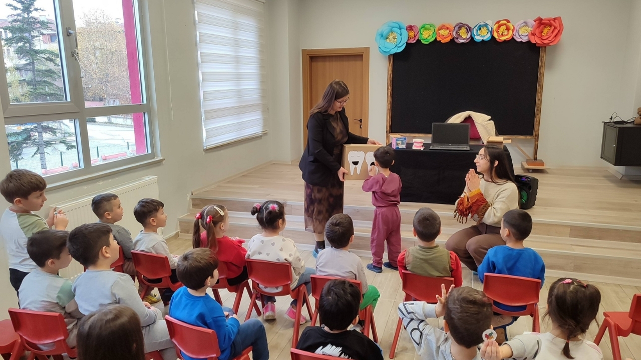 Taşköprü’de Miniklere Diş Sağlığı Eğitimi Verildi (2)