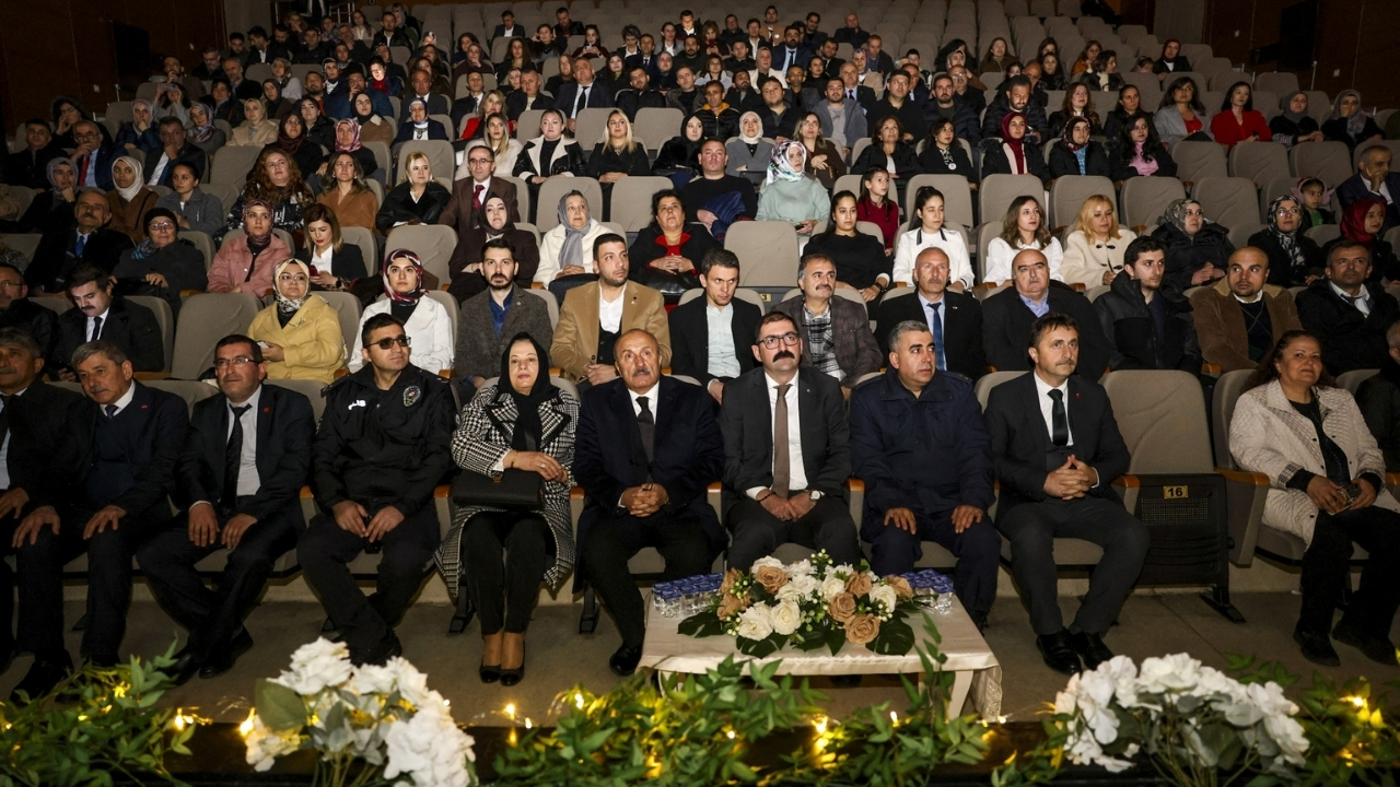 Taşköprü’de Öğretmenler Günü Coşku Ve Saygı Ile Kutlandı (13)
