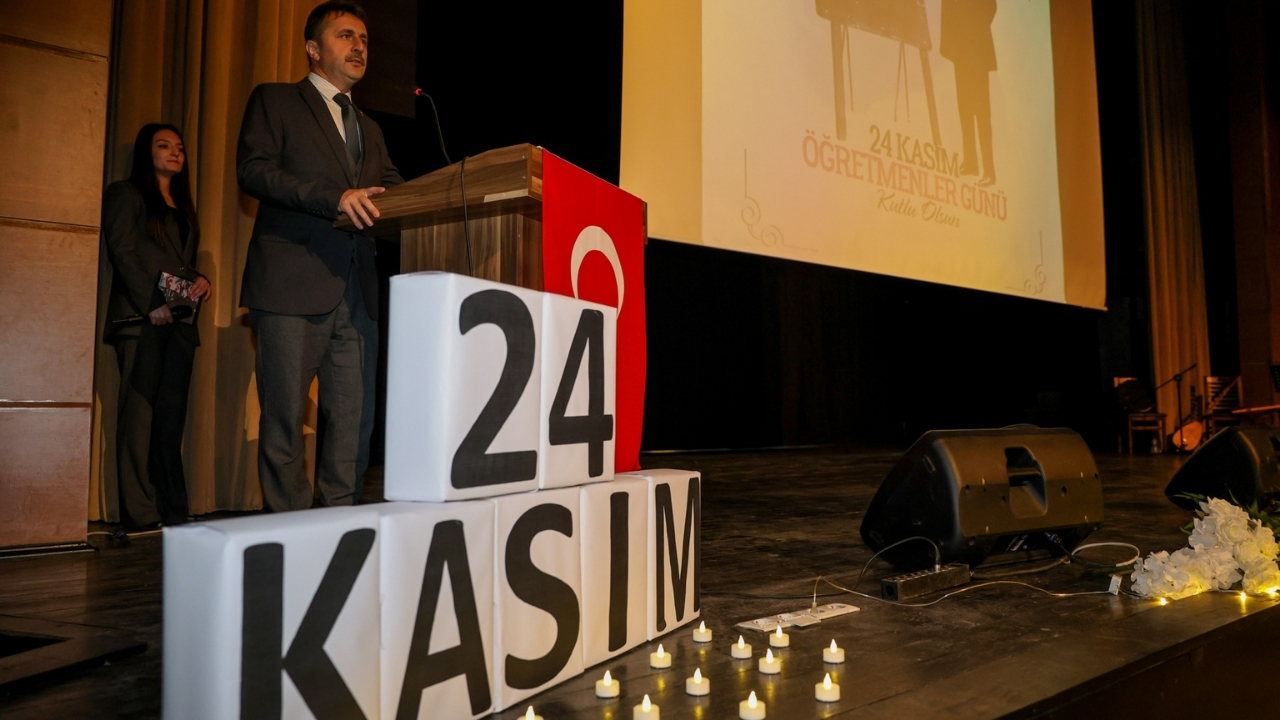 Taşköprü’de Öğretmenler Günü Coşku Ve Saygı Ile Kutlandı (2)