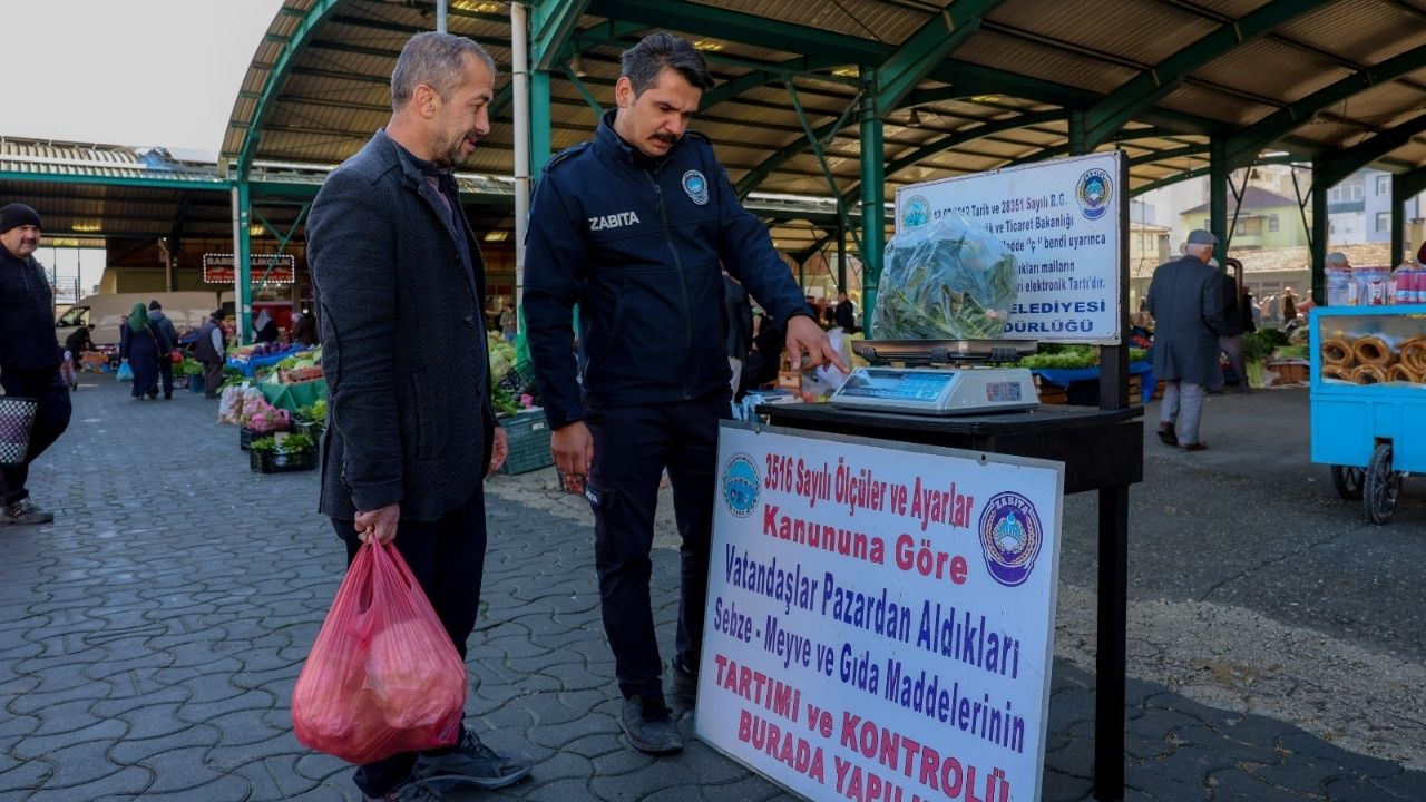 Taşköprü’de Pazar Denetimleri Arttı Zabıta Tartıları Tek Tek Kontrol Ediyor (4)
