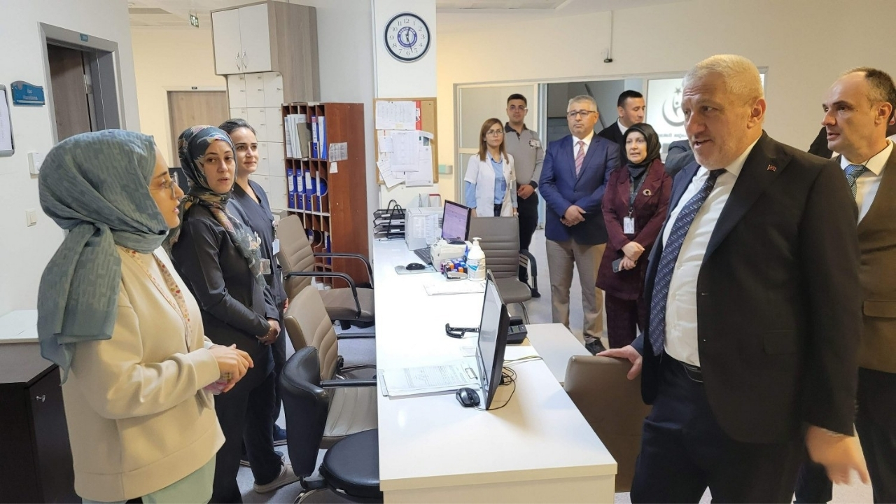 Taşköprü’de Sağlık Hizmetlerine Yakın Takip İl Müdürü Yavuzyılmaz’dan Ziyaret (3)