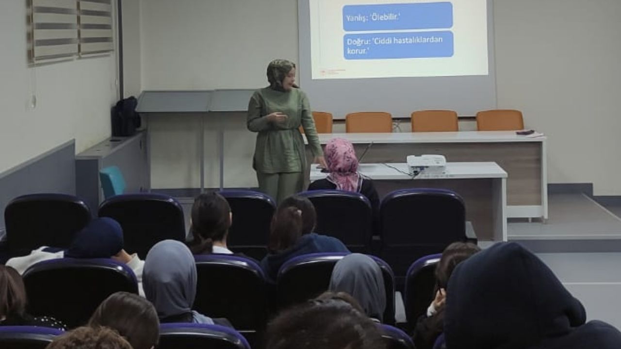 Taşköprü’de Saha Eğitimleri Başladı Gençlere Sağlık Bilinci Aşılanıyor (1)