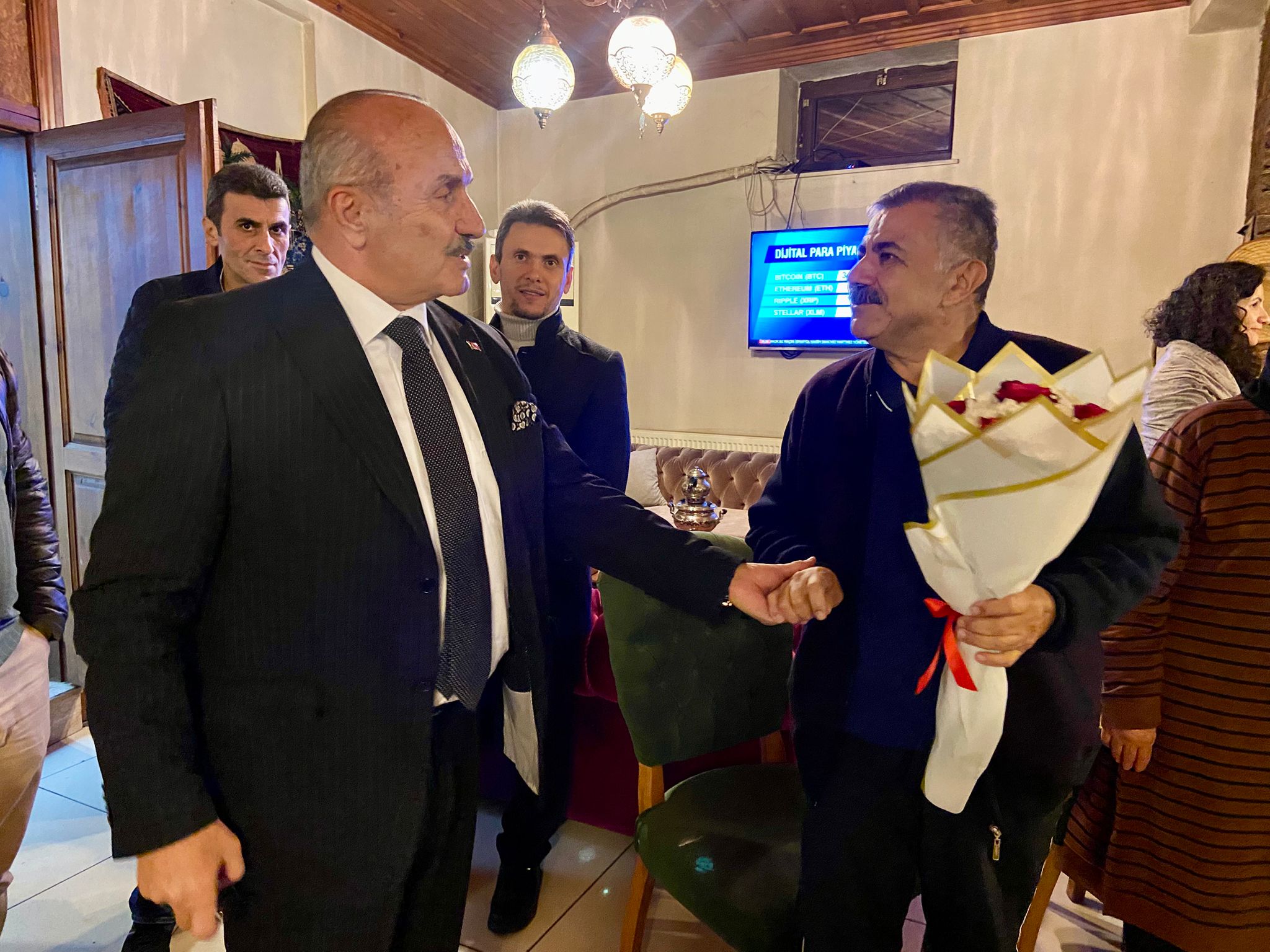 Taşköprü'de Tedavi Gören Öğretmene Başkan Arslan'dan Anlamlı Ziyaret! 22