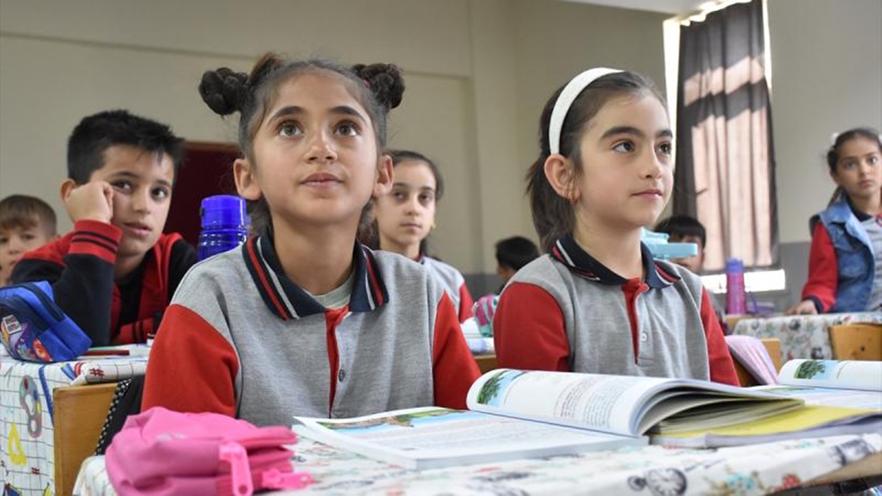 Tatil Bitti Ders Başlıyor