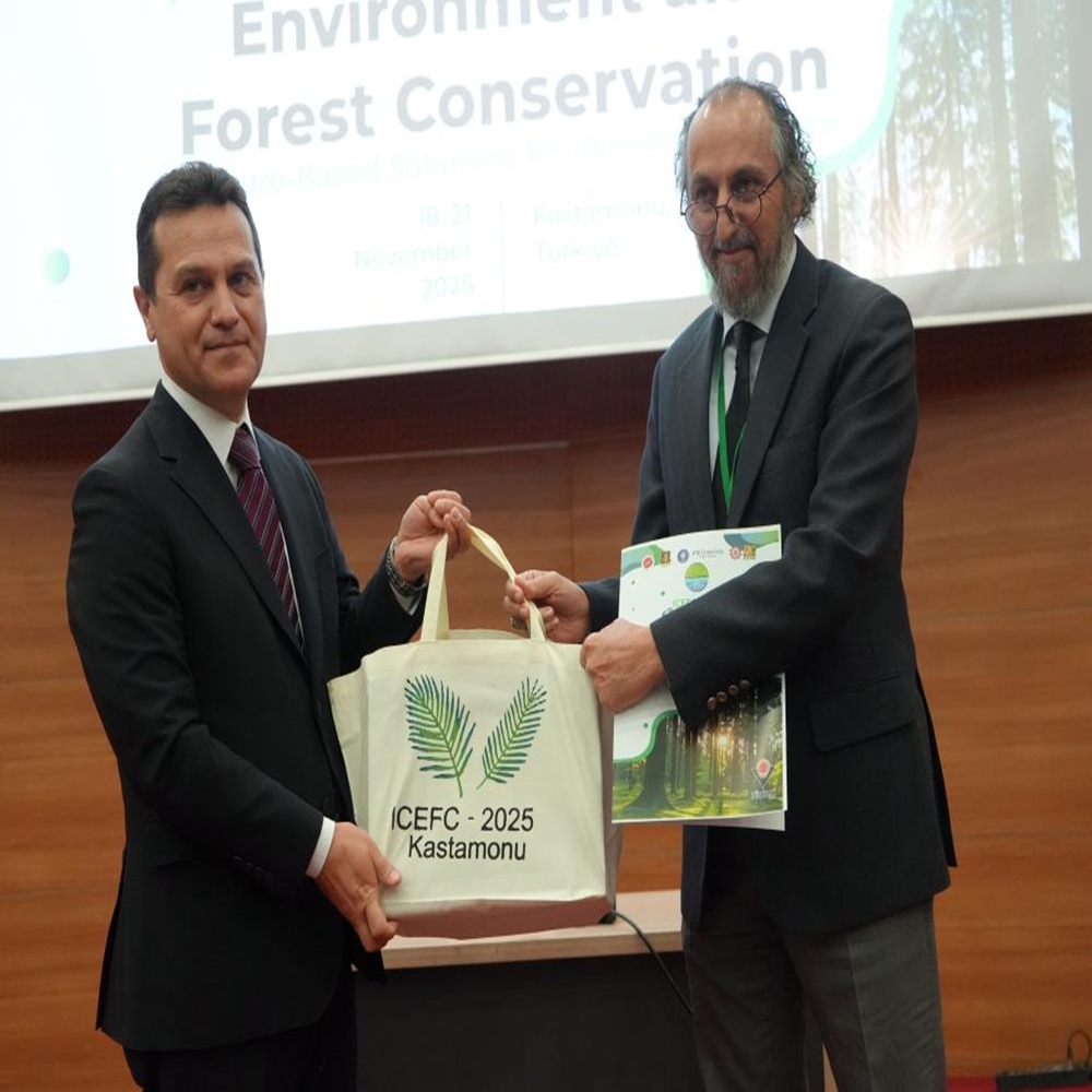 Üniversite Abd Çin (4)