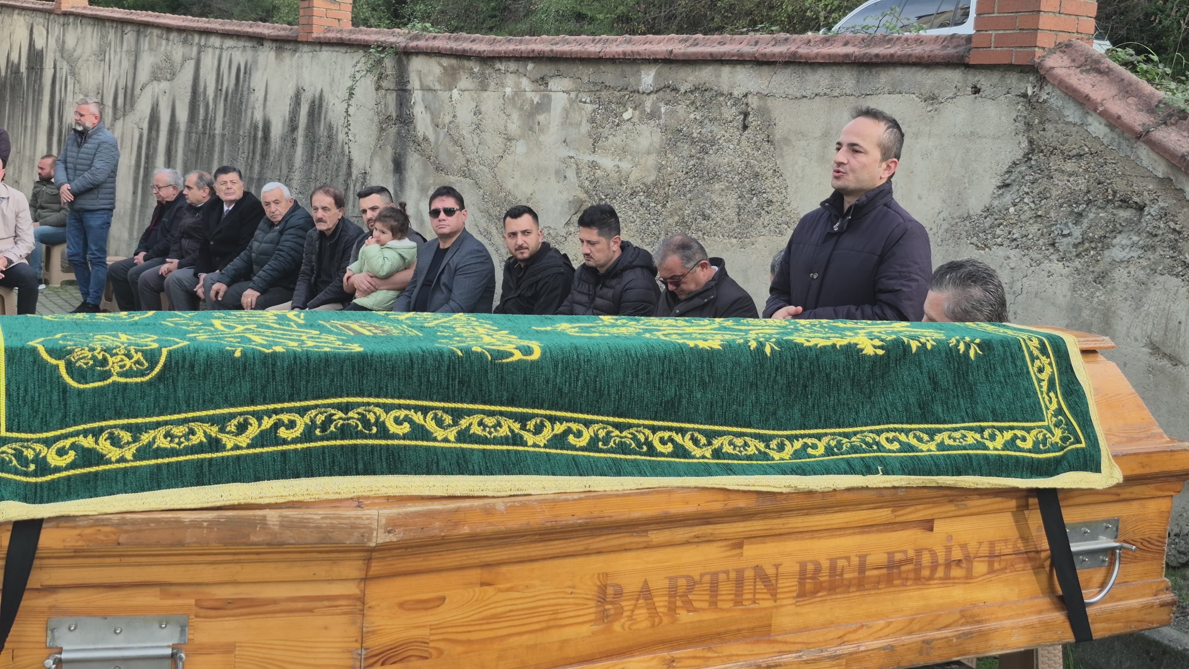 Yaşamını Yitiren Gazeteci, Evine Son Kez Götürüldü 22